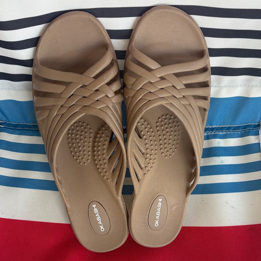 Okabashi Women's Brown Slide Sandals